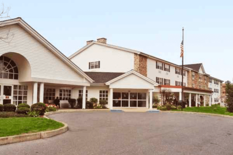 Woodland Terrace at Oaks Senior Living Community