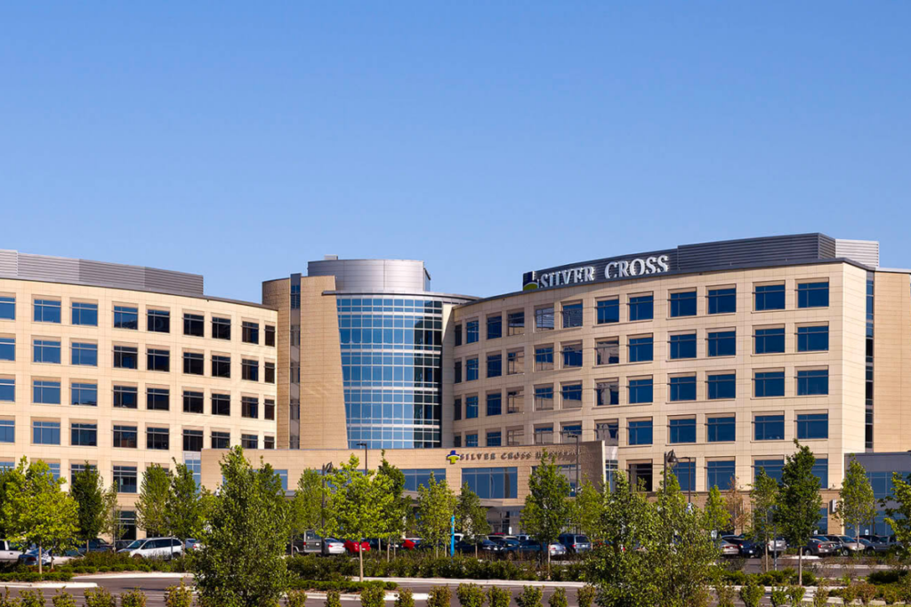 Silver Cross Hospital (Exterior)