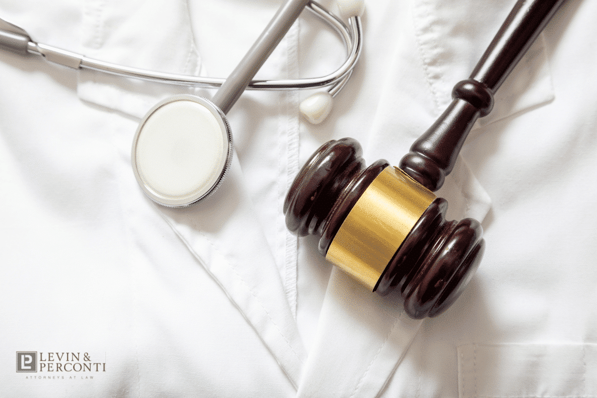 How to Get a Medical Malpractice Attorney to Take Your Case 