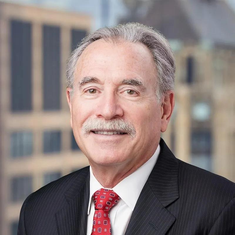 Dov Apfel headshot
