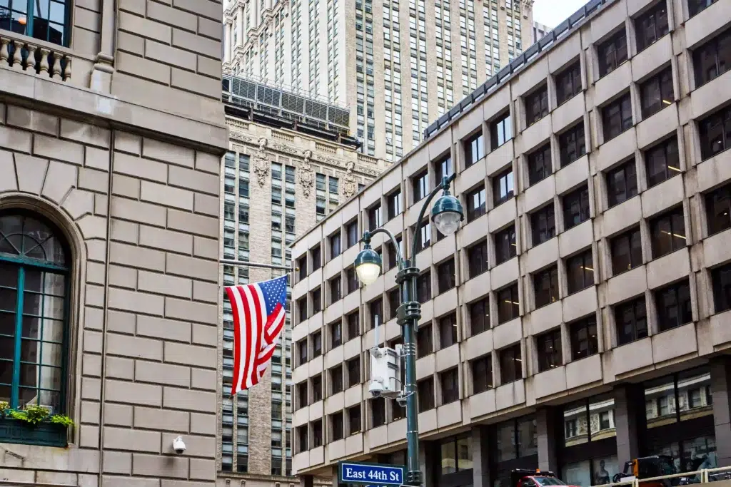 usa-flag-on-building-wall